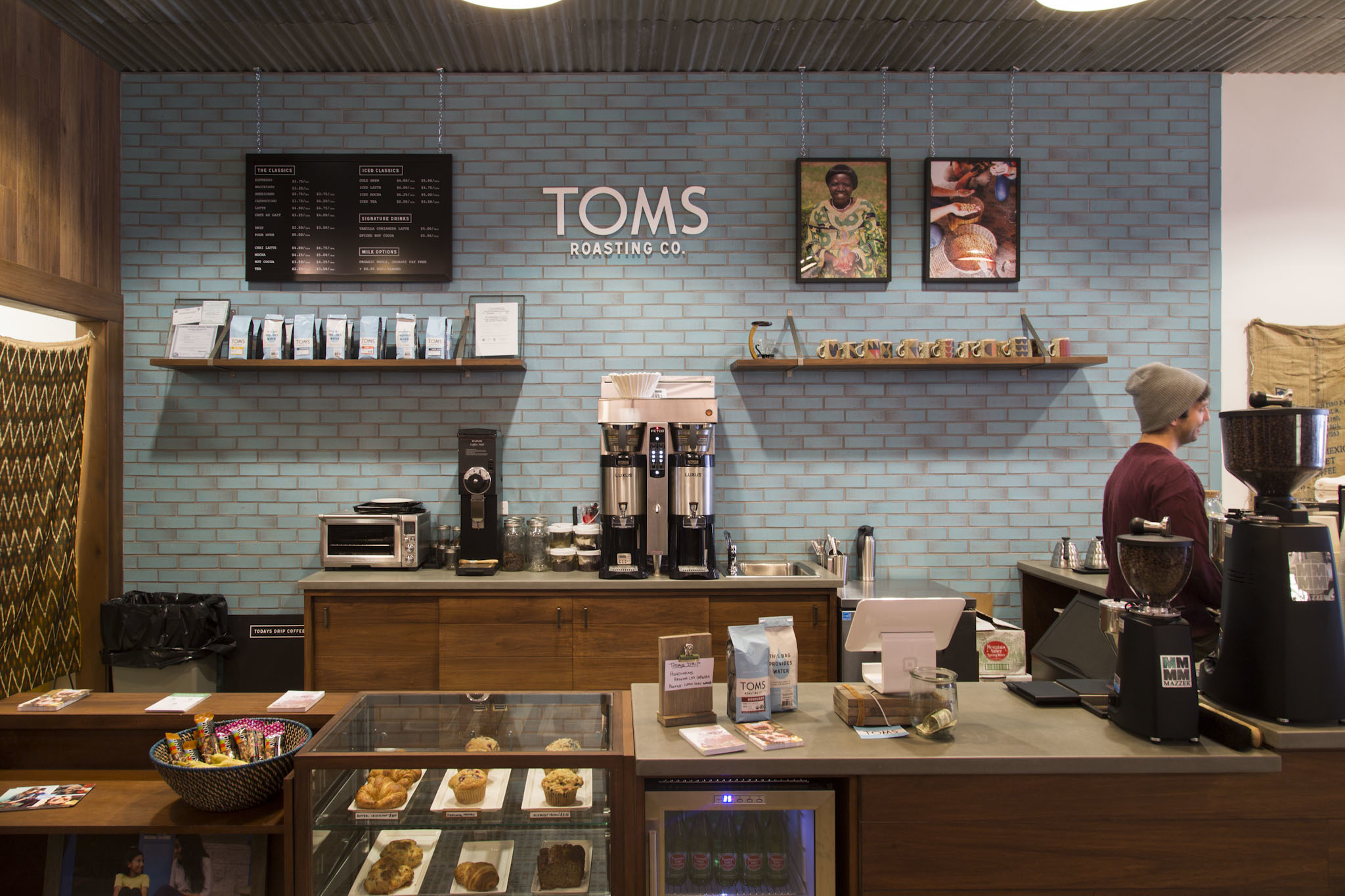 toms shoes outlet store